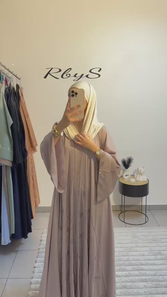 Abaya Dina